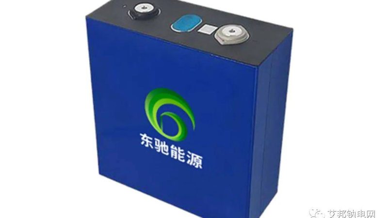 太阳能发电系统蓄电池配比策略揭秘